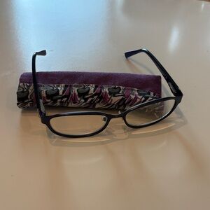 Foster Grant Black Glasses with Purple Case Size 3